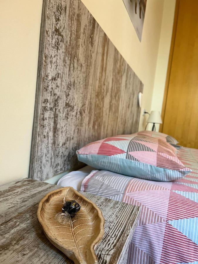 Cases Roses Escaló Dış mekan fotoğraf